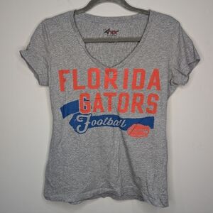 Florida Gators Women’s V-Neck Football Tee – G-III 4Her by Carl Banks Size Small